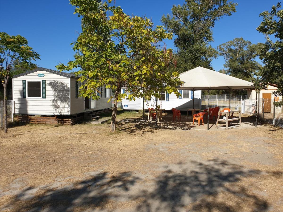Mobile Home Tout Confort Alexandre La Roque-d'Antheron Exterior foto