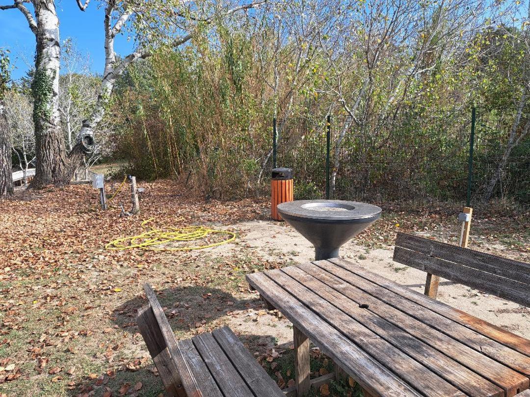 Mobile Home Tout Confort Alexandre La Roque-d'Antheron Exterior foto
