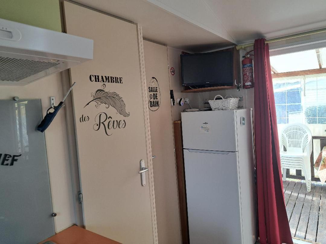 Mobile Home Tout Confort Alexandre La Roque-d'Antheron Exterior foto